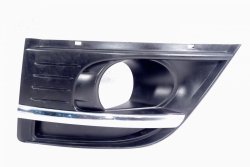 Zaślepka zderzaka przód prawa Citroen C4 Picasso 2008 (2006-2010) Minivan (wersja na halogen)