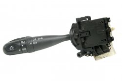 Przełącznik włącznik świateł kierunkowskazów Suzuki Alto 2012