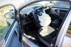 Fotel lewy Citreon C1 2005 Hatchback 3-drzwi