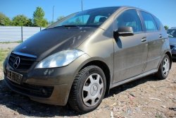 Błotnik przód lewy  Mercedes A-Klasa W169 2008  Hatchback 5-drzwi  kod lakieru 490