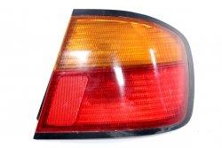 Lampa tył prawa Nissan Primera P11 1996-1999 5D