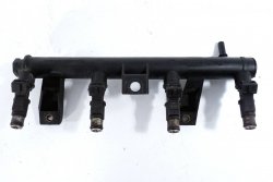 _Listwa wtryskowa Peugeot 206 2000 1.4i 8V