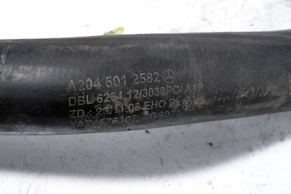 Przewód rura wody Mercedes E-klasa W212 2011 1.8i 271860 Kombi 