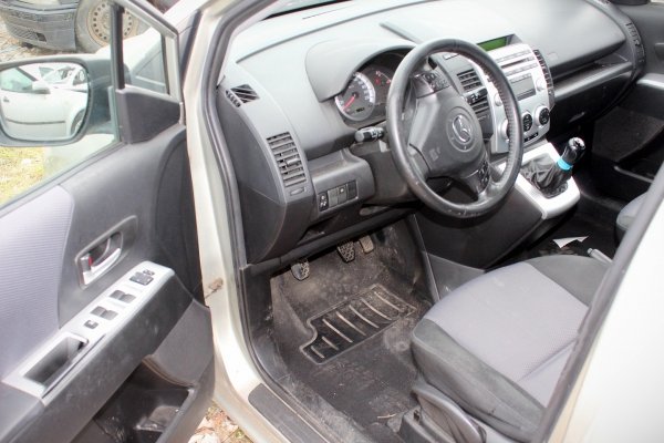 _Relingi Mazda 5 CR 2008 Van 