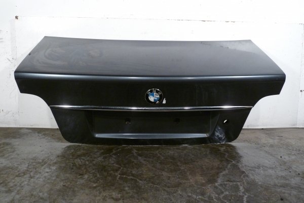 Klapa bagażnika tył BMW 5 520 E39 1996 Sedan