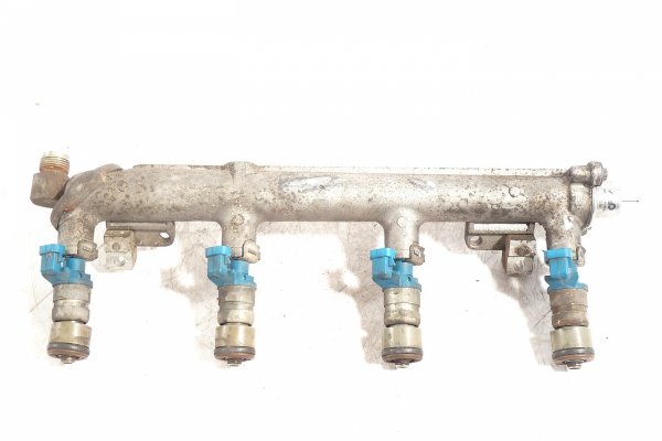 Listwa wtryskowa Opel / Saab 