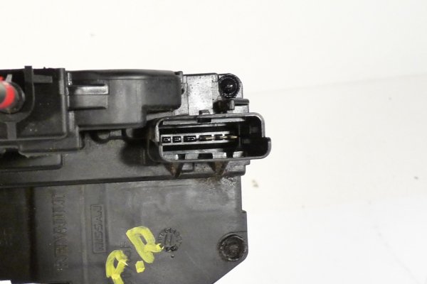 Zamek drzwi przód prawy Nissan Note E11 LIFT 2011 (2009-2012) Hatchback 5-drzwi 