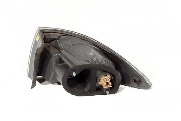 _Lampa tył lewa Mazda 6 GY 2002-2005 Kombi