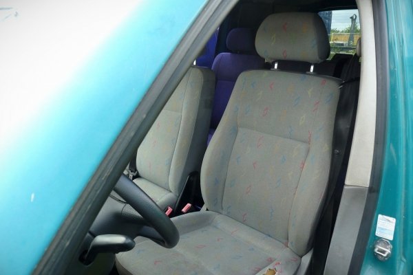 Amortyzator przód prawy VW Transporter T5 2005 2.5TDI AXD Bus