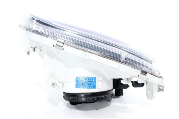 _Reflektor prawy Mitsubishi Space Star DG0 2000-2002 
