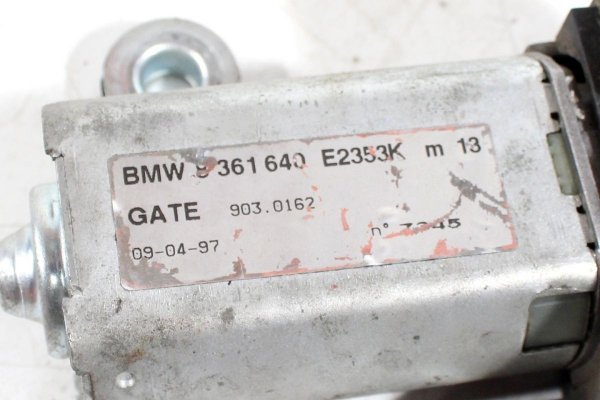 Silniczek wycieraczki tył BMW 5 E39 2000 Kombi