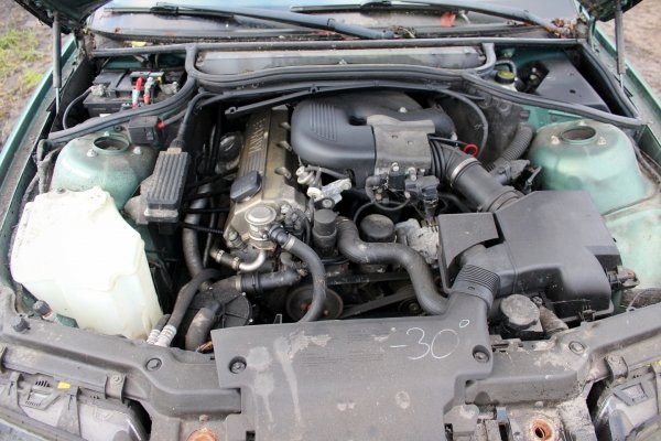 BMW 3 E46 1999 1.9i M43B19 Sedan [B/C]