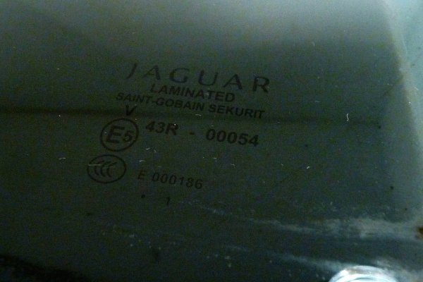 Szyba drzwi tył prawa Jaguar XJ X351 2012 3.0D Sedan 