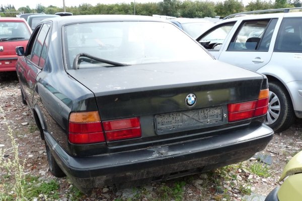 BMW 5 518i E34 1993 1.8i M40B18 Sedan