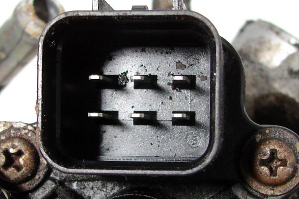 _Przepustnica Mitsubishi Carisma 1995-1999 1.6i 16V