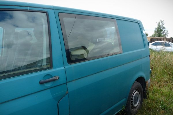 Podnośnik szyby przód lewy VW Transporter T5 2005 Bus