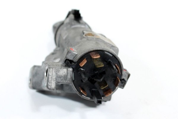Komputer silnika stacyjka immobilizer VW Fox 5Z 2005 1.2i BMD