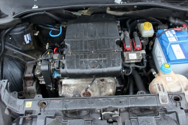 Zamek drzwi przód lewy Fiat Grande Punto 2009 Hatchback 3-drzwi