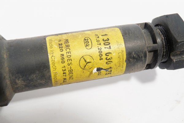 Spryskiwacz dysza lampy przód lewa Mercedes S-klasa W220 2002