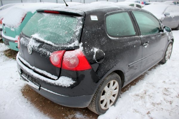 Belka zawieszenia tył VW Golf V 1K Hatchback 3-drzwi