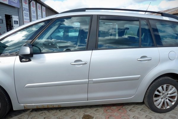 Kierownica skórzana Citroen C4 Grand Picasso 2008 Minivan  