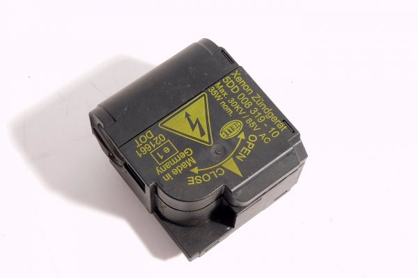 Zapłonnik starter xenon Skoda Superb 3U 2004