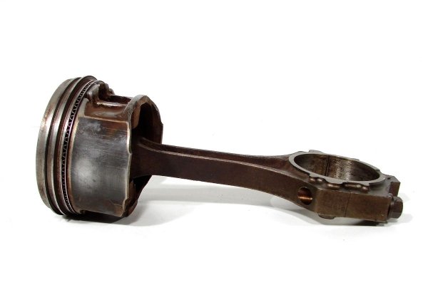 Tłok korbowód Ford Mondeo MK2 1996-2000 2.5 V6