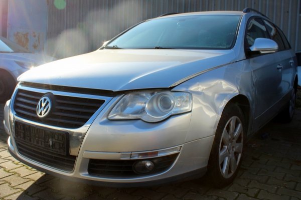 VW Passat B6 2010 2.0TDI CBAB Kombi [B]