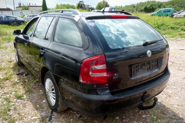 _Lusterko lewe Skoda Octavia II 1Z 2005 Kombi (7-pin, kod lakieru: 9910)