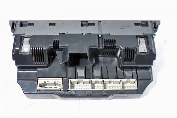 Panel klimatyzacji Audi A6 C6 2005 Kombi 