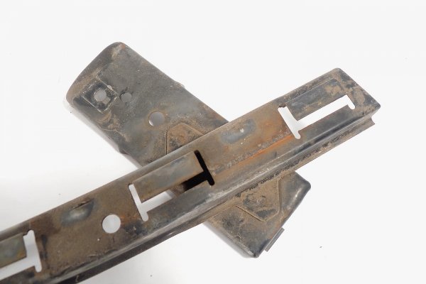 Mocowanie ślizg zderzaka prawy Honda Accord VII 2002-2005 Sedan 