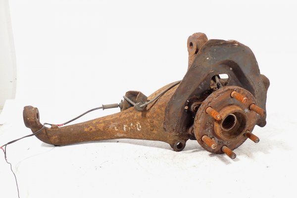 Zwrotnica przód prawa Nissan Navara D40 2007 2.5DCI 