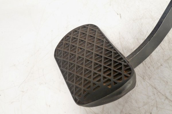 Pedał hamulca Mercedes SL R107 3.5 V8