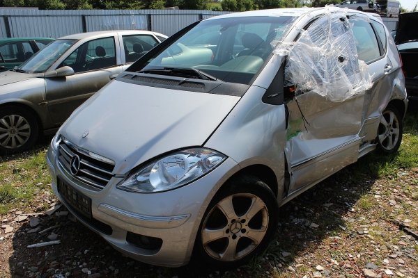 _Klamka drzwi przód prawa Mercedes A-Klasa W169 2007 Hatchback 5-drzwi (Kod lakieru: 761)