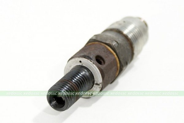 WTRYSK WTRYSKIWACZ COROLLA E11 98 2.0 DIESEL