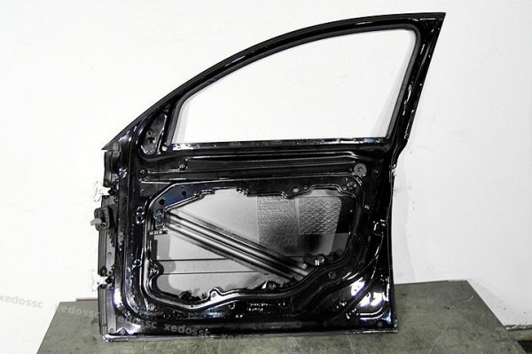 DRZWI PRZEDNIE PRAWE VOLVO S40 II 04 - 11 FV