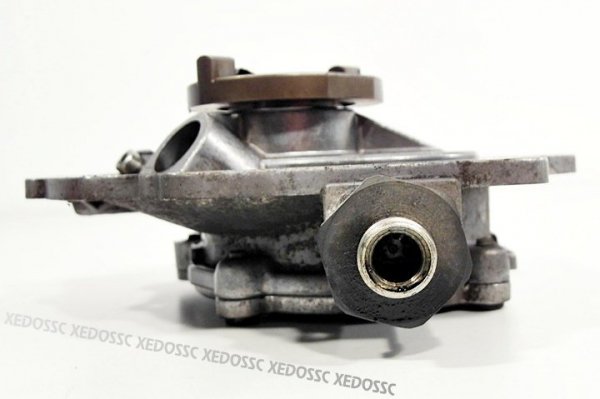 POMPA VACUM WAKUM MERCEDES C-KLASA W202 95 2.2 D