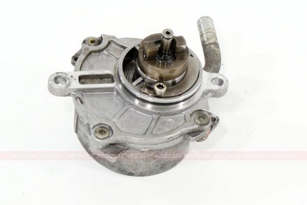 POMPA VACUM WAKUM MERCEDES E-KLASA W210 2.7 CDI