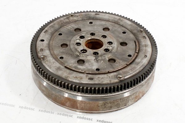 KOŁO DWUMASOWE + SPRZĘGŁO BMW E36 94-99 1.8 TDS FV