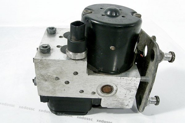 POMPA ABS MERCEDES E-KLASA W210 99 A0044311412 