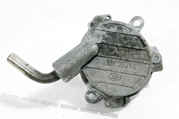 POMPA VACUM WAKUM MERCEDES C-KLASA W202 99 2.2 CDI