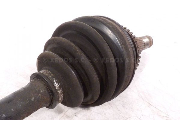 PÓŁOŚ PRAWA PRAWA  NISSAN ALMERA n16 2.2 di