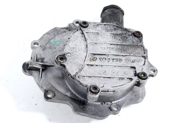 POMPA WAKUM WACUM MERCEDES E KLASA W210 98 3,0TD