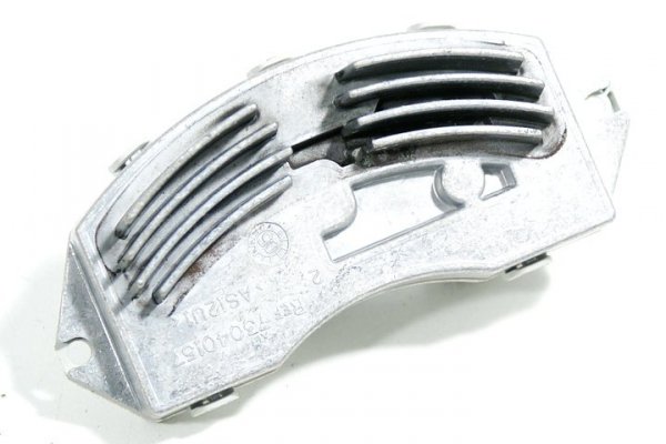 Rezystor opornik dmuchawy BMW 3 E90 2005 2.0i
