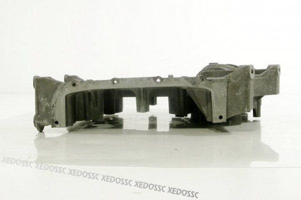 OBUDOWA ROZRZĄDU MERCEDES W210 2.2CDI R61101500022