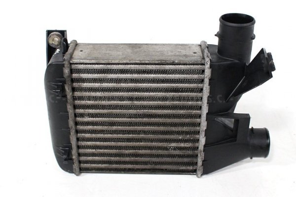 INTERCOOLER CHŁODNICA POWIETRZA BMW 5 E39 1997 2.5