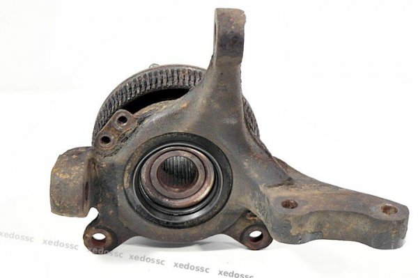 ZWROTNICA PRZÓD LEWA MITSUBISHI SIGMA 95 3.0 V6