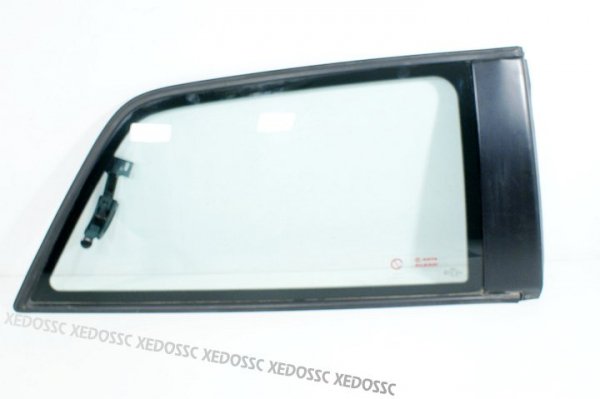 SZYBA UCHYLNA PRAWA AUDI A3 00 HB3D
