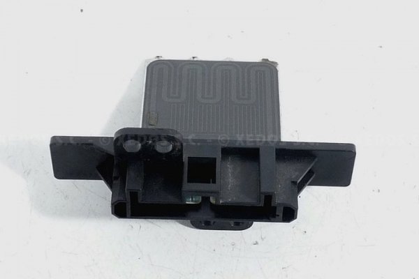 REZYSTOR OPORNIK DMUCHAWY NISSAN PRIMERA P11 99