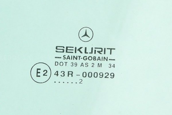 _SZYBA DRZWI PRZÓD LEWA MERCEDES VANEO 2002